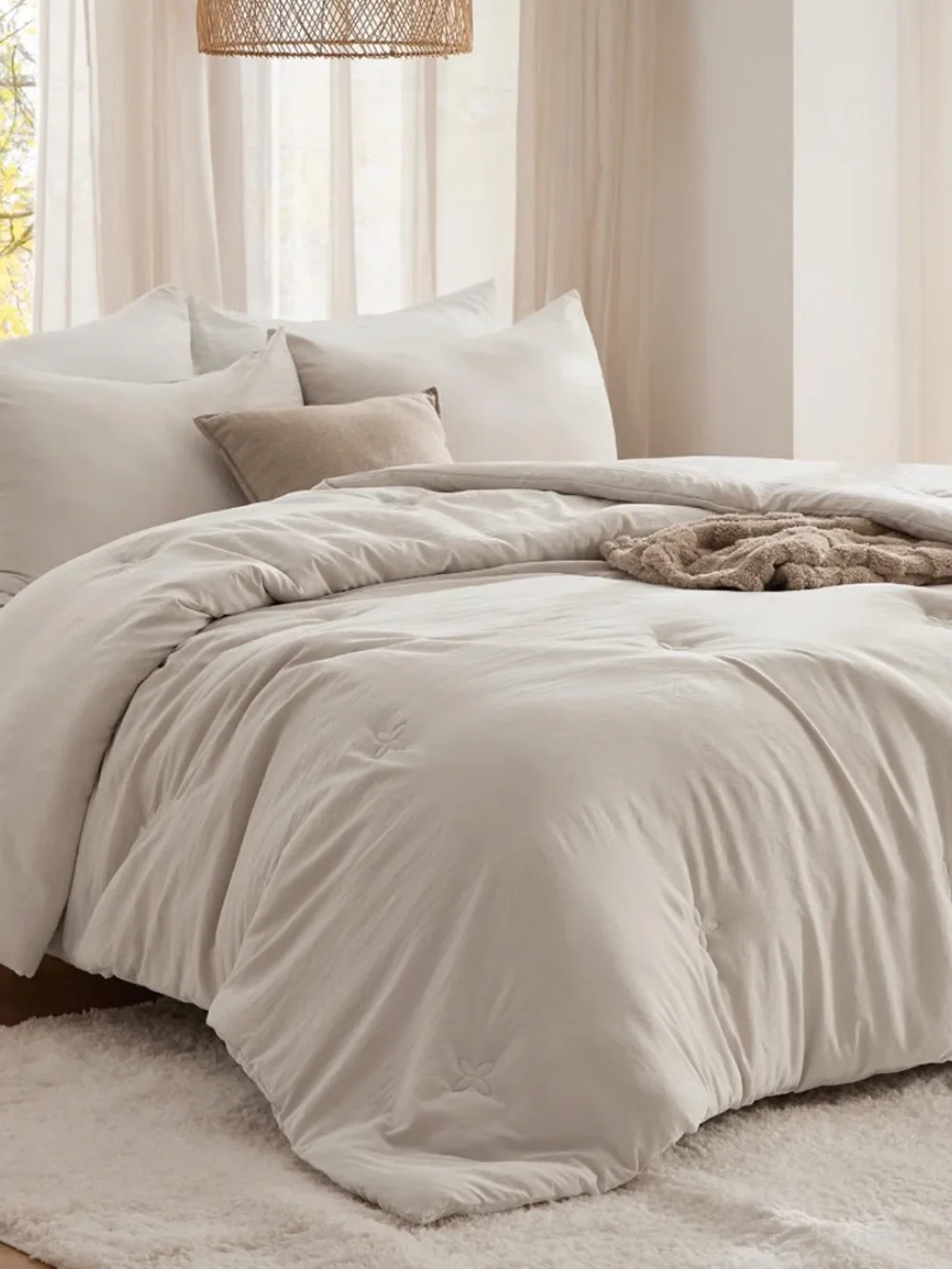 Queen Comforter Set